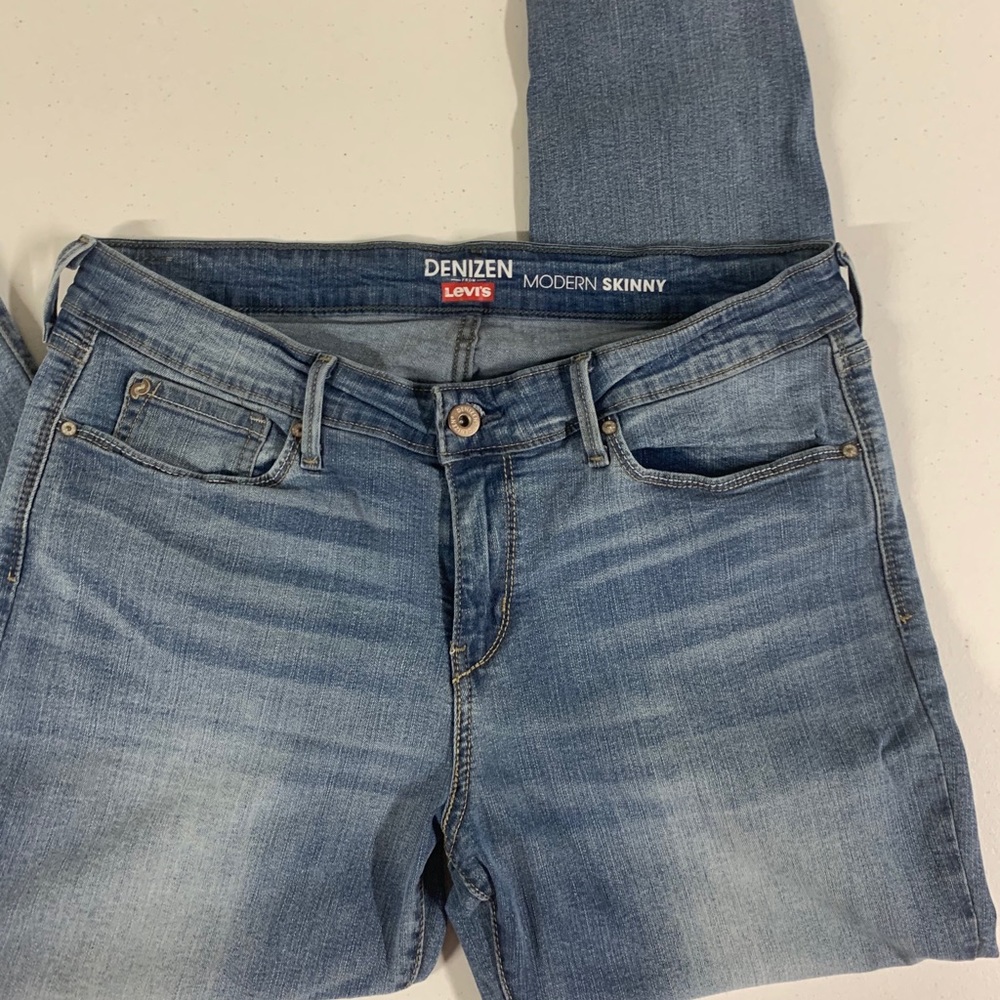 Jeans - Picture 3 of 6